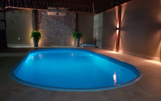 Casa no Santo Afonso com piscina